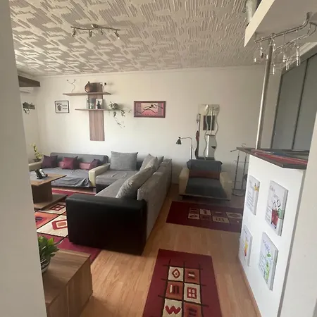 Kolor House Apartment *